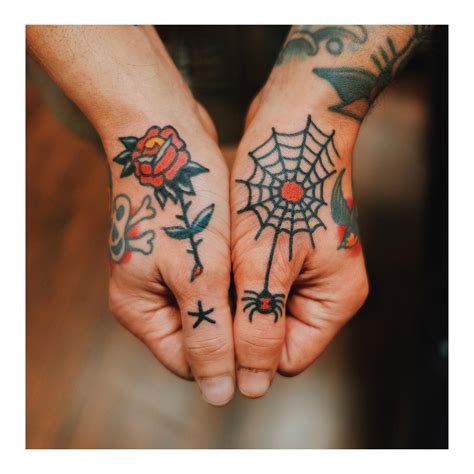 Tatuajes para la mano: 65 diseños en HD que no has visto antes